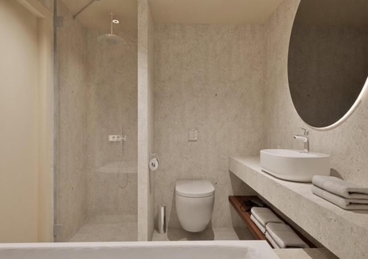 Superior Double Room,1681712647:JPEG